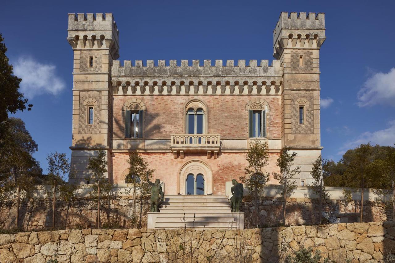 Castle Elvira - The Castle & The Cottage Trepuzzi Luaran gambar